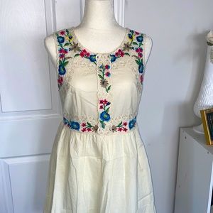 Embroidered Floral Esley Dress Lace